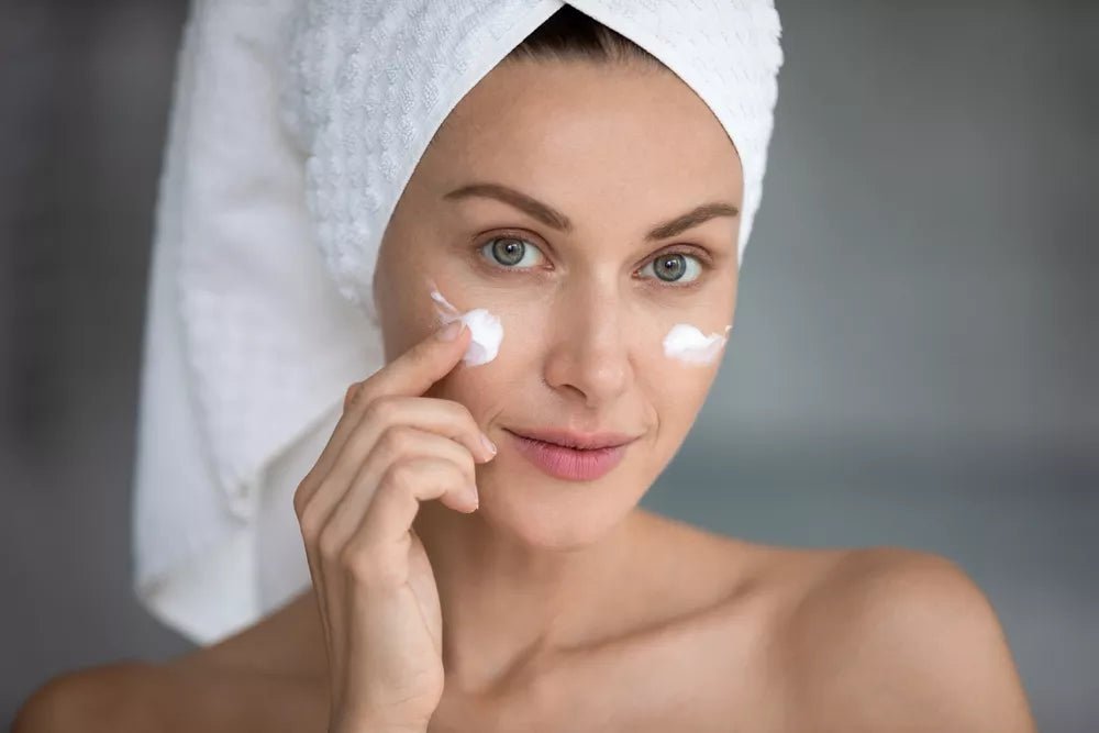 L'acide hyaluronique : Une alliée incontournable pour une peau radieuse et rajeunie - June Laboratoire